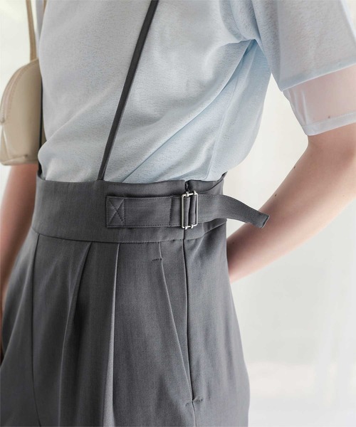 titivate(ティティベイト)の「サスペンダータックワイドパンツ(その他パンツ・レディース・ベージュ/グレー/ブラック・L/M/S)」の10枚目の写真