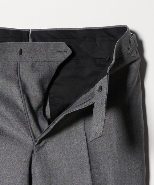 UNITED ARROWS(ユナイテッドアローズ)の「サイドアジャスター 1プリーツ スラックス(スラックス・メンズ・ダークブラウン/ダークグレー・48/50/46/44)」の16枚目の写真