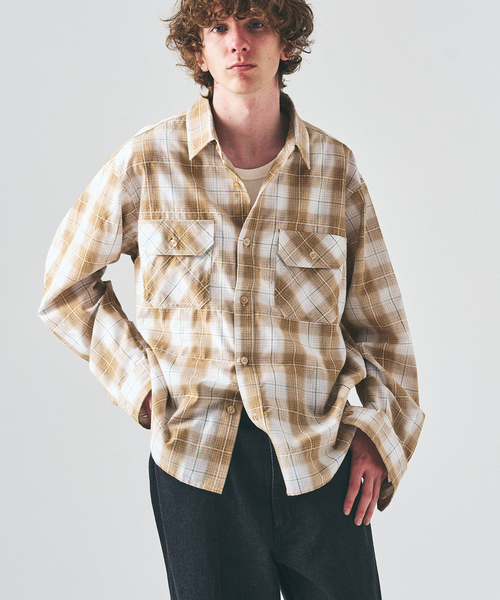 417 EDIFICE（フォーワンセブンエディフィス）の「ステッチチェック シャツ（シャツ/ブラウス・メンズ・ブラウン/グリーン/ピンク・MEDIUM/LARGE）」の2枚目の写真