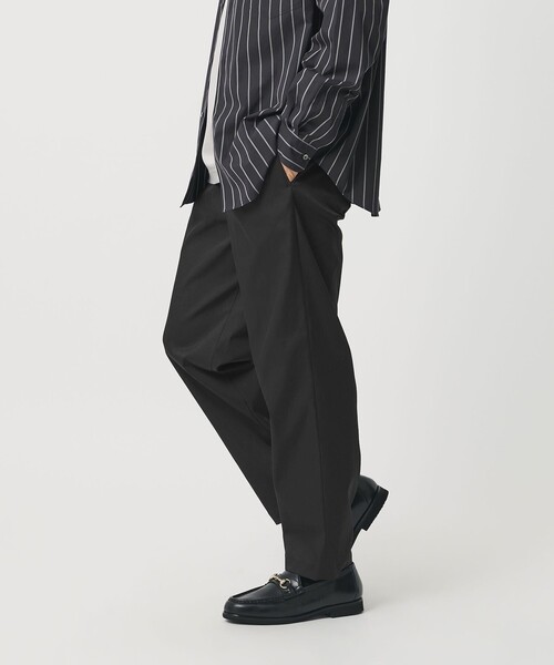 BEAUTY&YOUTH UNITED ARROWS（ビューティーアンドユースユナイテッドアローズ）の「TASLAN 1P イージー テーパード パンツ NO.7 吸水速乾機能付き（その他パンツ・メンズ・ネイビー/オフホワイト/ブラック・S/XL/M/L）」の9枚目の写真