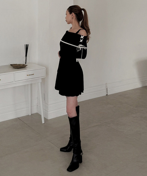 ROYAL PARTY(ロイヤルパーティー)の「オフショル配色プリーツニットミニワンピース(ワンピース・レディース・オフホワイト/グレー/ブラック・FREE)」の15枚目の写真