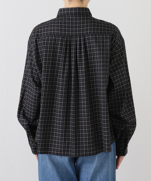 JOURNAL STANDARD（ジャーナルスタンダード）の「ギャザーレギュラーカラーブラウス（シャツ/ブラウス・レディース・ネイビー/ベージュ・FREE）」の11枚目の写真