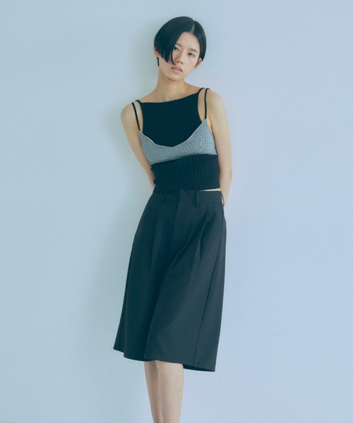 EN NEUME(エンノイム)の「Big Silhouette Half Pants(その他パンツ・レディース・ベージュ/ブラック/ダークブラウン・0/1)」の21枚目の写真