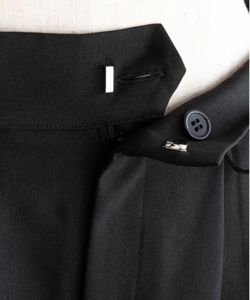 EN NEUME(エンノイム)の「Big Silhouette Half Pants(その他パンツ・レディース・ベージュ/ブラック/ダークブラウン・0/1)」の14枚目の写真