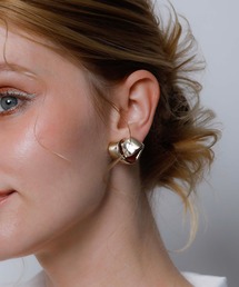 JewCas（ジュアキャス）の「JewCas メタルフォールドエアフィットイヤリング [JC4949]（イヤリング）」