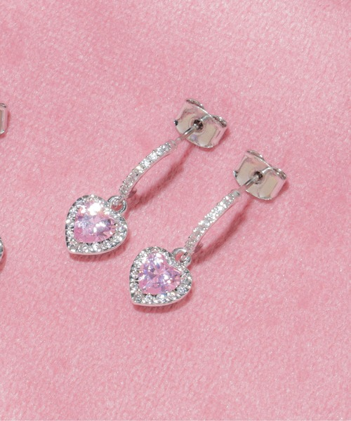 JILL by JILL STUART(ジルバイジルスチュアート)の「Cubic プチハートピアス(ピアス(両耳用)・レディース・ピンク/シルバー・FREE)」の4枚目の写真