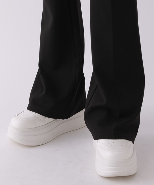 repipi armario(レピピ アルマリオ)の「カットフレアパンツ(その他パンツ・キッズ・ホワイト系/ブラック系/ブラック・SMALL/LARGE/MEDIUM)」の16枚目の写真