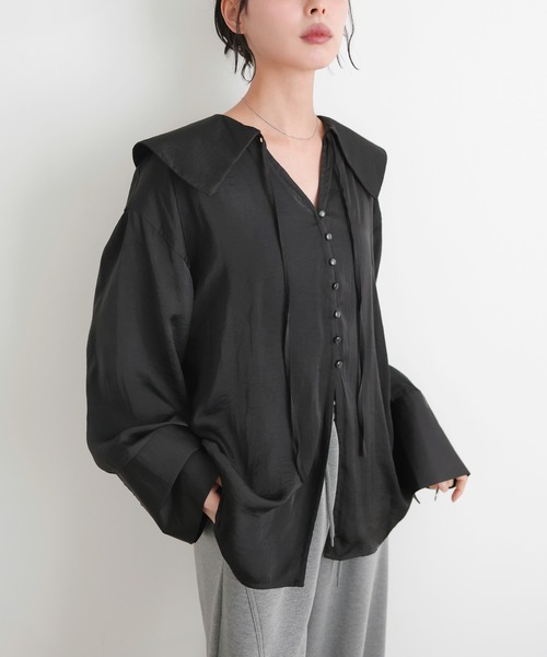 LIAN（リアン）の「ビッグカラーシアースキッパーブラウス（シャツ/ブラウス・レディース・ブラック/ベージュ/ブルー/オフホワイト・FREE）」の3枚目の写真