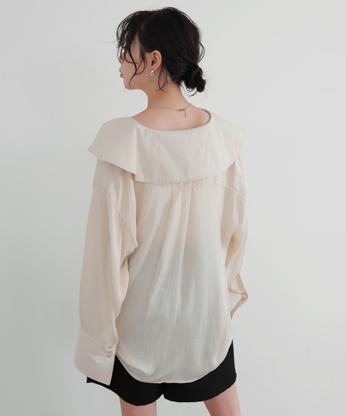 LIAN（リアン）の「ビッグカラーシアースキッパーブラウス（シャツ/ブラウス・レディース・ブラック/ベージュ/ブルー/オフホワイト・FREE）」の19枚目の写真