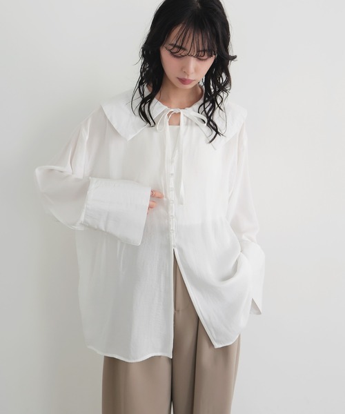 LIAN（リアン）の「ビッグカラーシアースキッパーブラウス（シャツ/ブラウス・レディース・ブラック/ベージュ/ブルー/オフホワイト・FREE）」の12枚目の写真