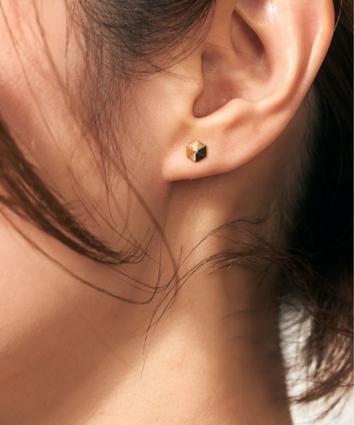 Jewel closet by L&Co.(ジュエルクローゼットバイエルアンドコー)の「K10 スタッズ ピアス(ピアス(両耳用)・レディース・ゴールド系3/ゴールド系1/ゴールド系2・FREE)」の19枚目の写真