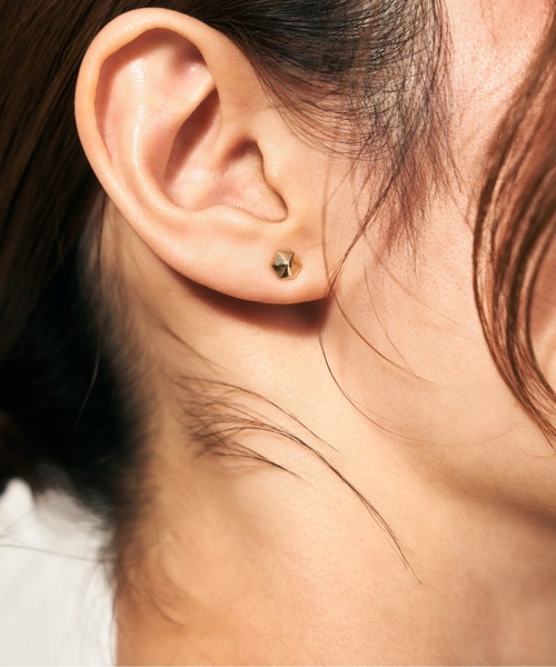 Jewel closet by L&Co.(ジュエルクローゼットバイエルアンドコー)の「K10 スタッズ ピアス(ピアス(両耳用)・レディース・ゴールド系3/ゴールド系1/ゴールド系2・FREE)」の20枚目の写真