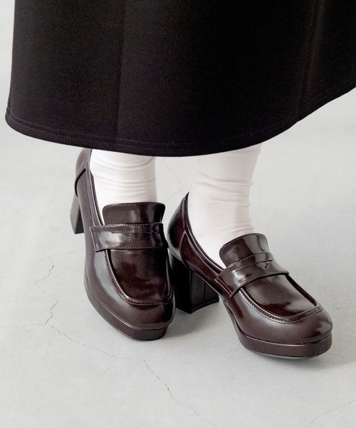 menue(メヌエ)の「厚底 ヒール コインローファー(ローファー・レディース・ダークブラウン/ブラック・25.5cm/25.0cm/24.5cm/24.0cm/23.0cm/26.0cm/23.5cm/22.5cm/22.0cm/21.5cm)」の19枚目の写真