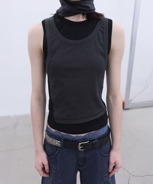 LCDC TM(エルシーディーシーティーエム)の「DOUBLE LAYERED SLEEVELESS TOP (BLACK)(Tシャツ/カットソー・レディース・その他・SMALL/MEDIUM)」の5枚目の写真