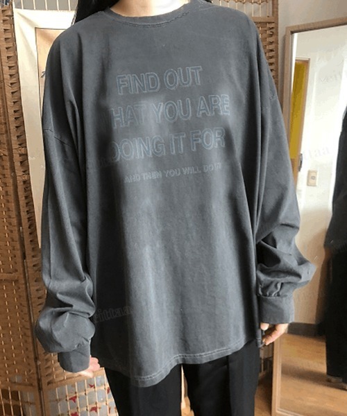 Dalfwin(ダールフィン)の「韓国ファッション FINDピグメント加工英字プリント長袖Tシャツ(Tシャツ/カットソー・レディース・チャコールグレー/ピンク・FREE)」の7枚目の写真