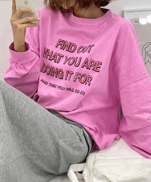 Dalfwin(ダールフィン)の「韓国ファッション FINDピグメント加工英字プリント長袖Tシャツ(Tシャツ/カットソー・レディース・チャコールグレー/ピンク・FREE)」の16枚目の写真