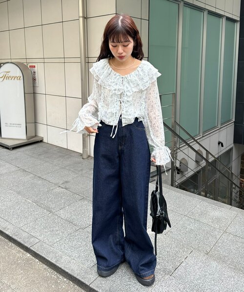 DISCOAT（ディスコート）の「【umm./花柄＆無地】生地ジャガードフリルブラウス（シャツ/ブラウス・レディース・アイボリー/ミント/ホワイト・FREE）」の8枚目の写真