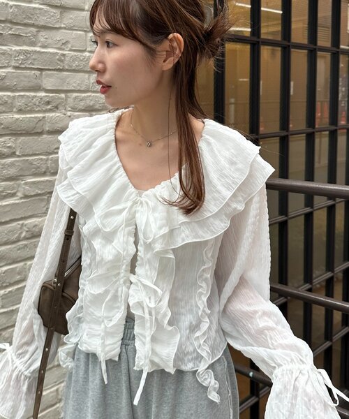 DISCOAT（ディスコート）の「【umm./花柄＆無地】生地ジャガードフリルブラウス（シャツ/ブラウス・レディース・アイボリー/ミント/ホワイト・FREE）」の10枚目の写真
