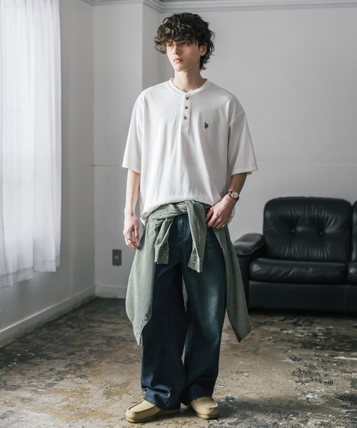 U.S. POLO ASSN.(ユーエスポロアッスン)の「U.S. POLO ASSN. ユーエスポロアッスン 別注コラボワンポイントロゴ刺繍天竺ヘンリーネック半袖Tシャツ(Tシャツ/カットソー・メンズ・ブラウン/ホワイト/ベージュ/チャコール/ネイビー/ブラック/ワイン・M/XL/L)」の11枚目の写真
