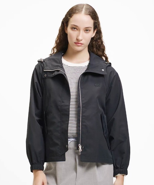 LACOSTE（ラコステ）の「インパーテッドプリーツ Aラインマウンテンパーカー（マウンテンパーカー・レディース・ブラック/ベージュ・40/38/36/34）」の3枚目の写真