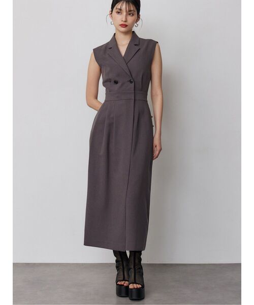MURUA(ムルーア)の「【接触冷感】テーラードライクワンピース 夏服(ワンピース・レディース・ベージュ/ブルー/グレー・2/1)」の1枚目の写真