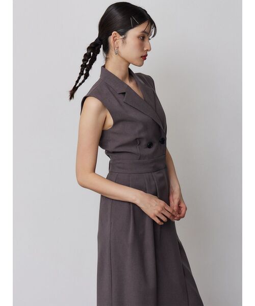 MURUA(ムルーア)の「【接触冷感】テーラードライクワンピース 夏服(ワンピース・レディース・ベージュ/ブルー/グレー・2/1)」の11枚目の写真
