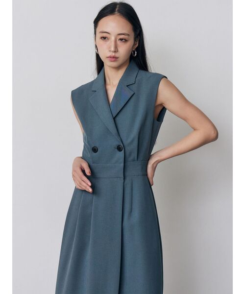 MURUA(ムルーア)の「【接触冷感】テーラードライクワンピース 夏服(ワンピース・レディース・ベージュ/ブルー/グレー・2/1)」の18枚目の写真