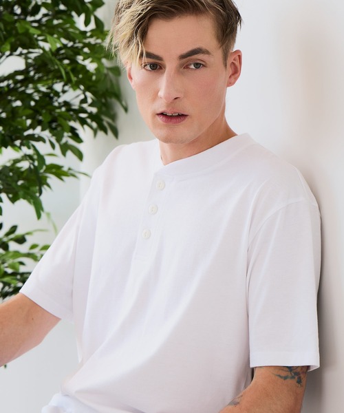 JEANS MATE(ジーンズメイト)の「【ZERO STAIN/ゼロステイン】汗染みの目立ちにくいTシャツ ZEROSTAIN ヘンリーネックTシャツ 防汚 UVカット 綿タッチ・厚手(Tシャツ/カットソー・メンズ・ブラック/オフホワイト/スミクロ/ホワイト・LARGE/MEDIUM/X-LARGE)」の17枚目の写真