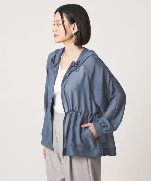 A DAY IN THE LIFE UNITED ARROWS(アデイインザライフユナイテッドアローズ)の「シアー フードブルゾン ‐ウォッシャブル‐<A DAY IN THE LIFE>(ブルゾン・レディース・ロイヤルブルー/ダークグレー/ナチュラル・FREE)」の4枚目の写真