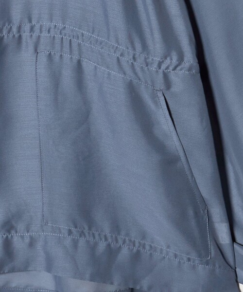A DAY IN THE LIFE UNITED ARROWS(アデイインザライフユナイテッドアローズ)の「シアー フードブルゾン ‐ウォッシャブル‐<A DAY IN THE LIFE>(ブルゾン・レディース・ロイヤルブルー/ダークグレー/ナチュラル・FREE)」の12枚目の写真