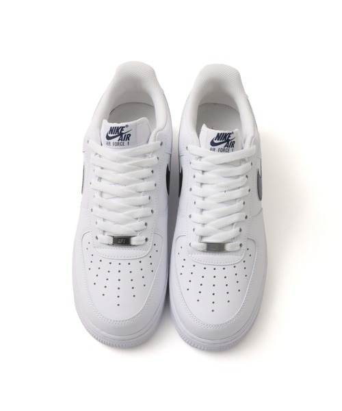 NIKE（ナイキ）の「NIKE AIR FORCE 1 '07 LV8 / ナイキ エア フォース 1 '07 LV8 【SP】（スニーカー・メンズ・ホワイト・30.0cm/29.0cm/28.5cm/28.0cm/27.5cm/27.0cm/26.5cm/26.0cm/25.5cm）」の3枚目の写真