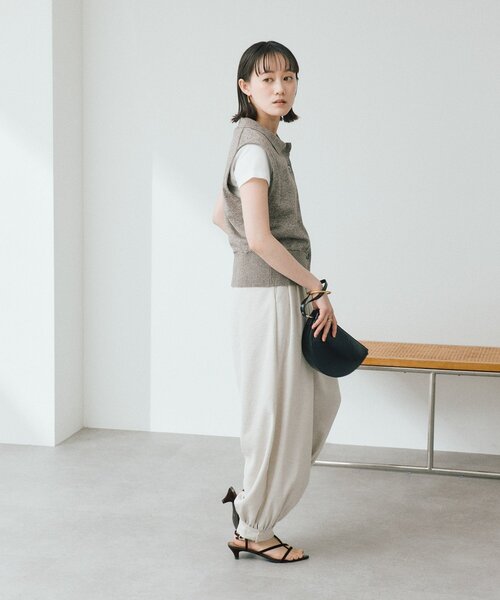 RIVE DROITE（リヴドロワ）の「予約【抜け感のある印象に】メランジポロカラーベスト（ニット/セーター・レディース・モカ/グレー・FREE）」の8枚目の写真