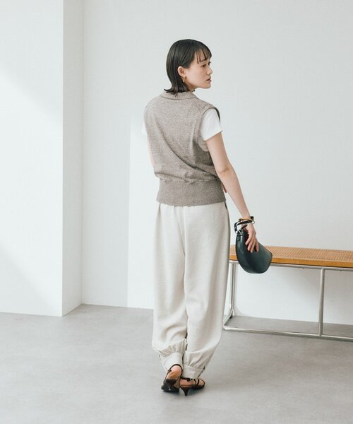 RIVE DROITE（リヴドロワ）の「予約【抜け感のある印象に】メランジポロカラーベスト（ニット/セーター・レディース・モカ/グレー・FREE）」の9枚目の写真