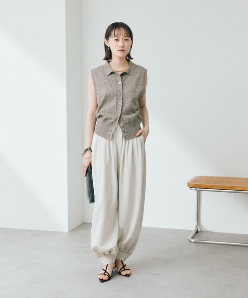 RIVE DROITE（リヴドロワ）の「予約【抜け感のある印象に】メランジポロカラーベスト（ニット/セーター・レディース・モカ/グレー・FREE）」の12枚目の写真