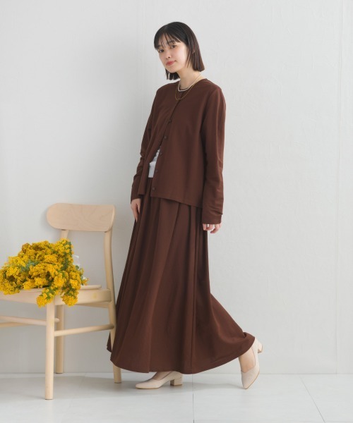 OMNES（オムネス）の「接触冷感クルーネック長袖カーディガン（カーディガン/ボレロ・レディース・グレー系その他/ブラウン/レッド/ダークグレー/ミント/イエロー・FREE）」の20枚目の写真