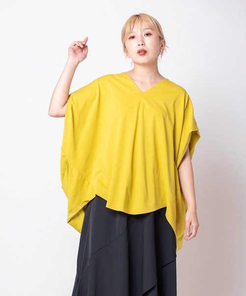 OSMOSIS(オズモーシス)の「Vネックサイドドレーププルオーバー(Tシャツ/カットソー・レディース・チャコール/ブルー/ホワイト/ブラック/ライトグリーン・ONE SIZE)」の4枚目の写真