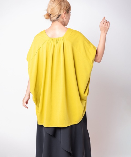 OSMOSIS(オズモーシス)の「Vネックサイドドレーププルオーバー(Tシャツ/カットソー・レディース・チャコール/ブルー/ホワイト/ブラック/ライトグリーン・ONE SIZE)」の13枚目の写真