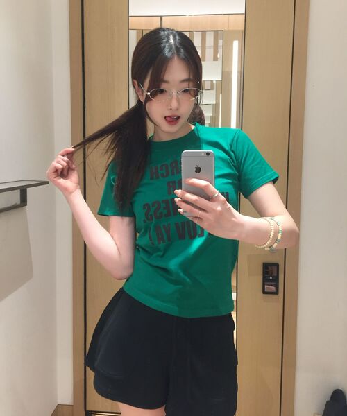 mydeepbluememories(マイディープブルーメモリーズ)の「(w)WE NEED LUV CROP TEE (GREEN)(Tシャツ/カットソー・レディース・グリーン・SMALL/MEDIUM)」の3枚目の写真