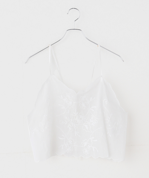 sara mallika(サラ マリカ)の「【SARA MALLIKA/サラマリカ】 Organza Aari Embroidery Cam:ブラウス(シャツ/ブラウス・レディース・ホワイト/ブラック・FREE)」の1枚目の写真