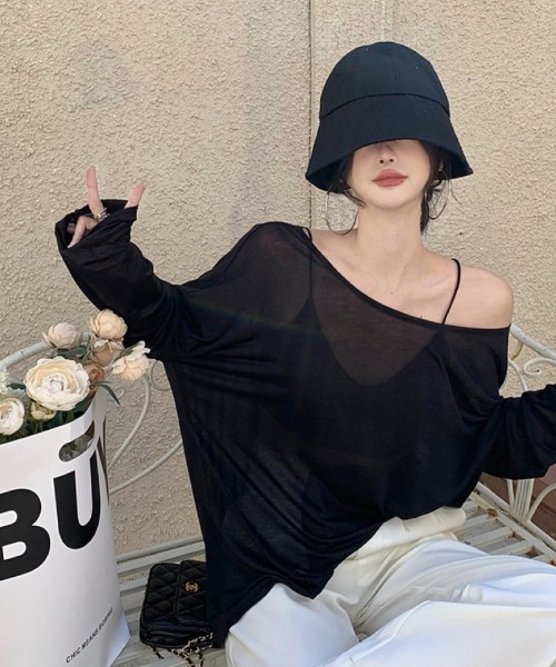 Ritzy（リッツィー）の「オーバーサイズ  オフショルダーボーダーシアー T シャツ（Tシャツ/カットソー・レディース・ブラック×ホワイト/ホワイト/ブラック・M/S）」の11枚目の写真