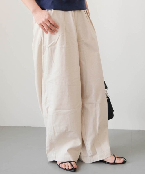 aquagarage(アクアガレージ)の「リネンブレンドバレルレッグパンツ(その他パンツ・レディース・アイボリー/ブラック/ブラウン・L/M)」の6枚目の写真