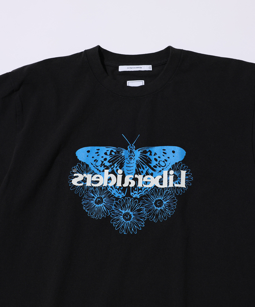 Liberaiders(リベレイダース)の「Liberaiders / リベレイダース 別注 バタフライ ミラー ロゴ Tシャツ(Tシャツ/カットソー・メンズ・イエロー/ピンク/ホワイト/ブラック系その他・LARGE/MEDIUM)」の15枚目の写真