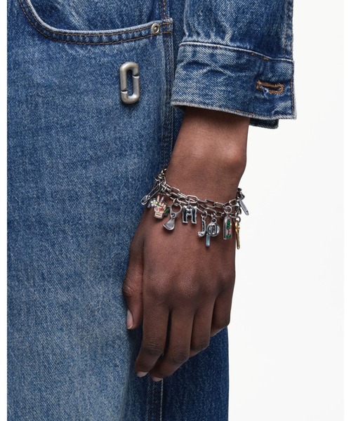 MARC JACOBS（マークジェイコブス）の「【NEW】POP AMERICANA CHARM BRACELET/ポップ アメリカーナ チャーム ブレスレット（ブレスレット・レディース・シルバー系その他・ONE SIZE）」の2枚目の写真
