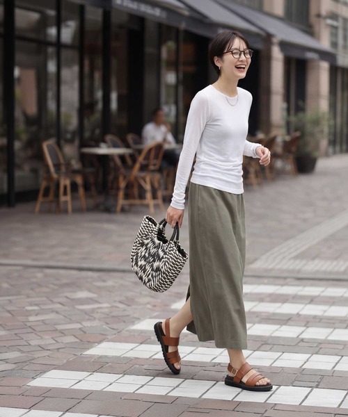 STYLE DELI(スタイルデリ)の「夏に着る極薄シアー長袖カットトップス(Tシャツ/カットソー・レディース・ホワイト/グレー・FREE)」の18枚目の写真
