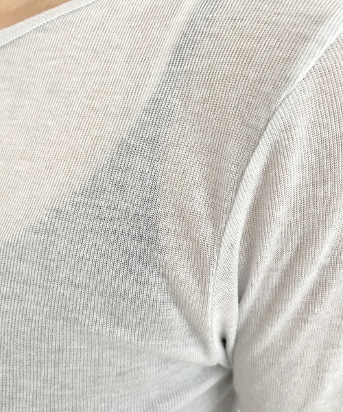 STYLE DELI(スタイルデリ)の「夏に着る極薄シアー長袖カットトップス(Tシャツ/カットソー・レディース・ホワイト/グレー・FREE)」の7枚目の写真