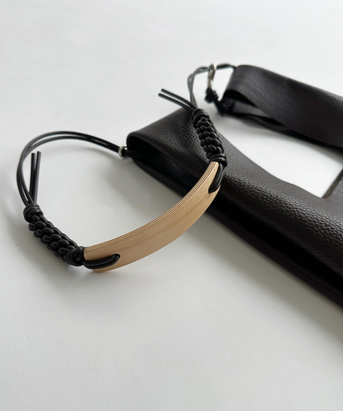 EDIT. FOR LULU（エディットフォールル）の「【_Fot/フォート】plywood knot handle bag（クラッチバッグ・レディース・ブラウン・FREE）」の4枚目の写真