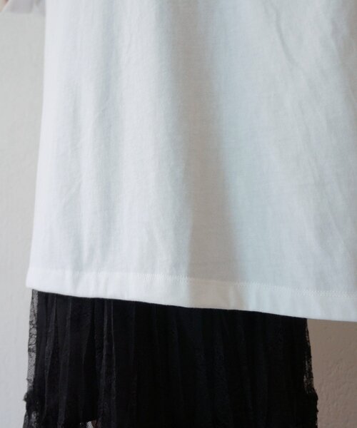 LOUNGEDRESS(ラウンジドレス)の「《着回し/秋まで着られる》オーバーサイズT(Tシャツ/カットソー・レディース・オフホワイト/チャコールグレー/ホワイト系その他・FREE)」の8枚目の写真