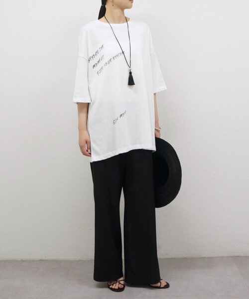 LOUNGEDRESS(ラウンジドレス)の「《着回し/秋まで着られる》オーバーサイズT(Tシャツ/カットソー・レディース・オフホワイト/チャコールグレー/ホワイト系その他・FREE)」の21枚目の写真