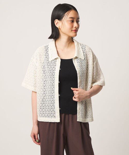 A DAY IN THE LIFE UNITED ARROWS(アデイインザライフユナイテッドアローズ)の「レース ショートスリーブシャツ ‐ウォッシャブル‐ <A DAY IN THE LIFE>(シャツ/ブラウス・レディース・ダークグレー/オフホワイト/マスタード・FREE)」の4枚目の写真