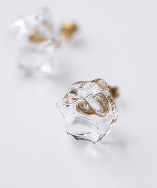 HARIO Lampwork Factory(ハリオランプワークファクトリー)の「ピアス モアレ(ピアス(両耳用)・レディース・クリア・FREE)」の3枚目の写真